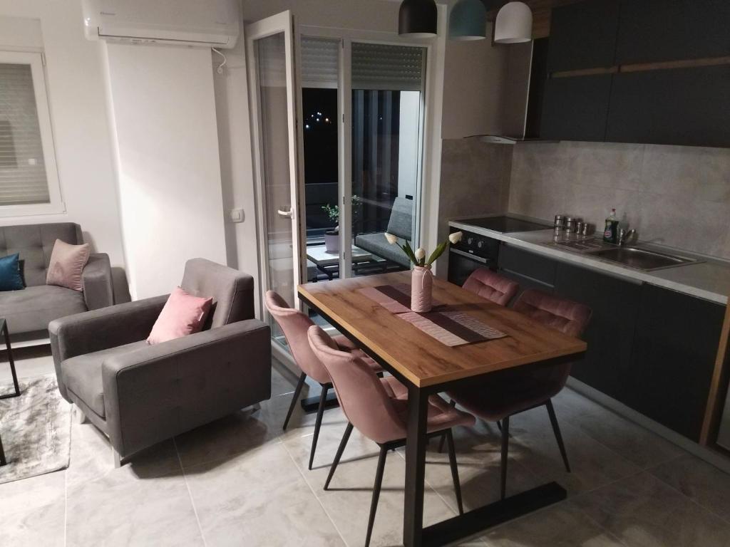 Ruza Apartments photo 2