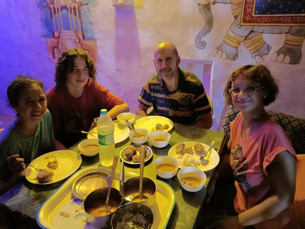 Bhavyam HomeStay &Cafe BackPackers ko photo 2