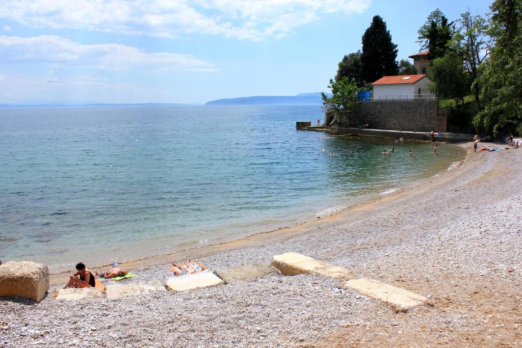 Apartments by the sea Lovran, Opatija - 7837 photo 1