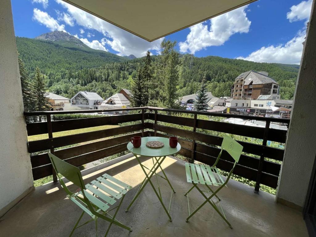Appartement Saint-Chaffrey , 1 pièce, 4 personnes - FR-1-330E-126 photo 3