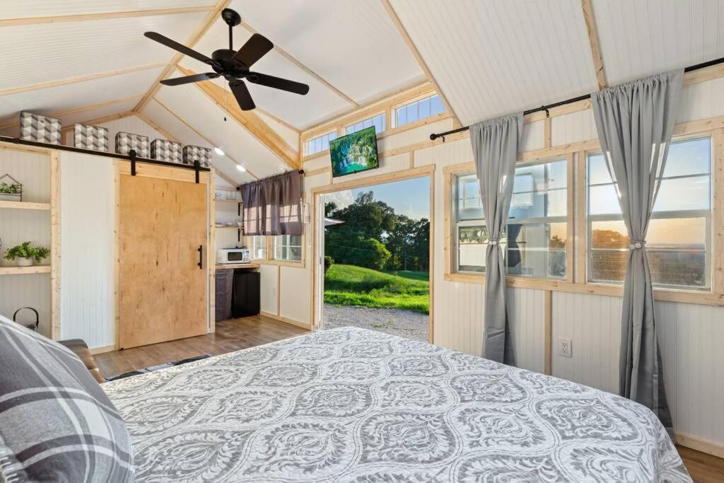 Chasing Views Tiny House photo 4