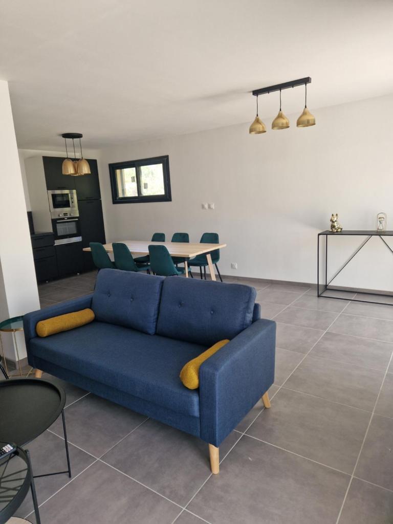 Villa Nomy