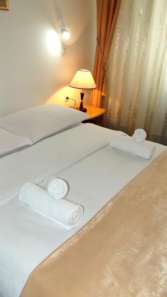 Hotel Slavonija photo 2
