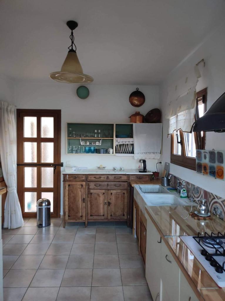 Serapis Country House on the hill above Heraklion Off grid photo 3