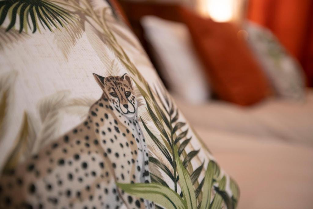 Chambre Jungle dans maison d'hote "Le Petit Clouet"- Rochecorbon photo 1