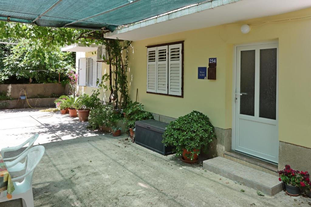 Apartments by the sea Supetarska Draga - Donja, Rab - 15997 photo 2