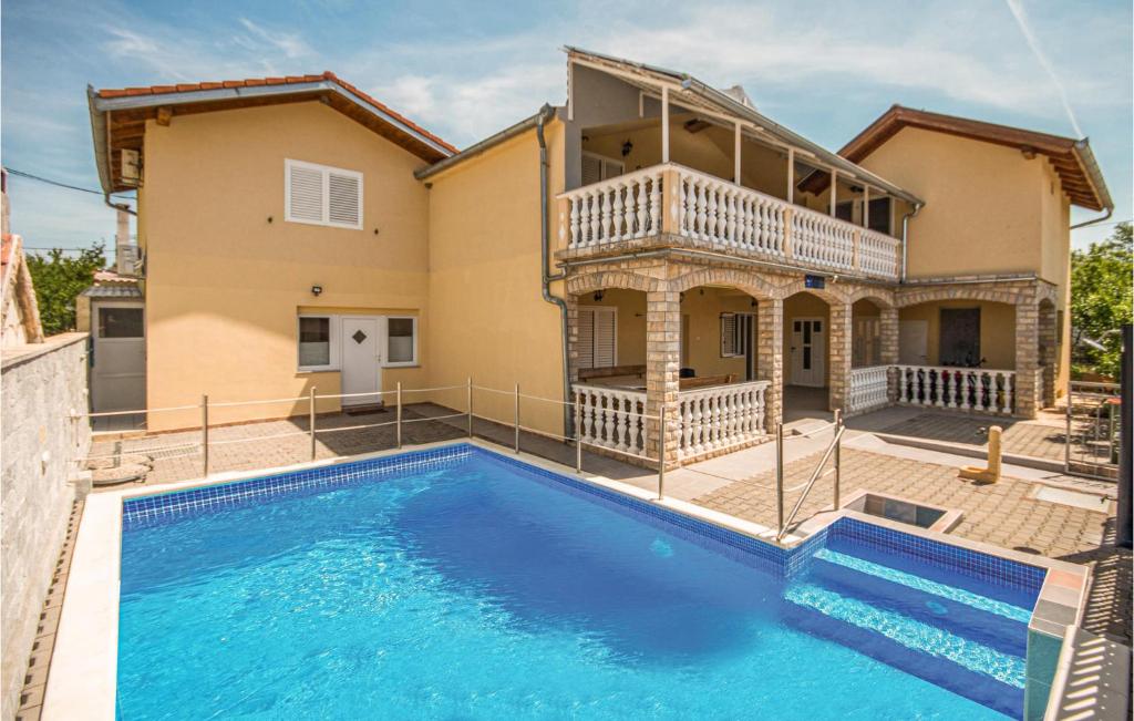 Stunning Apartment In Kakma With Outdoor Swimming Pool, Wifi And 1 Bedrooms