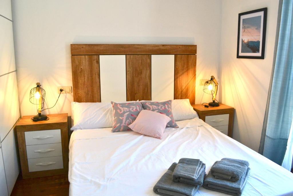 Modern apartament de muntanya amb llar de foc by RURAL D'ÀNEU photo 3