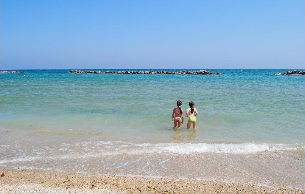 Nice Apartment In Marotta With 2 Bedrooms And Internet photo 2