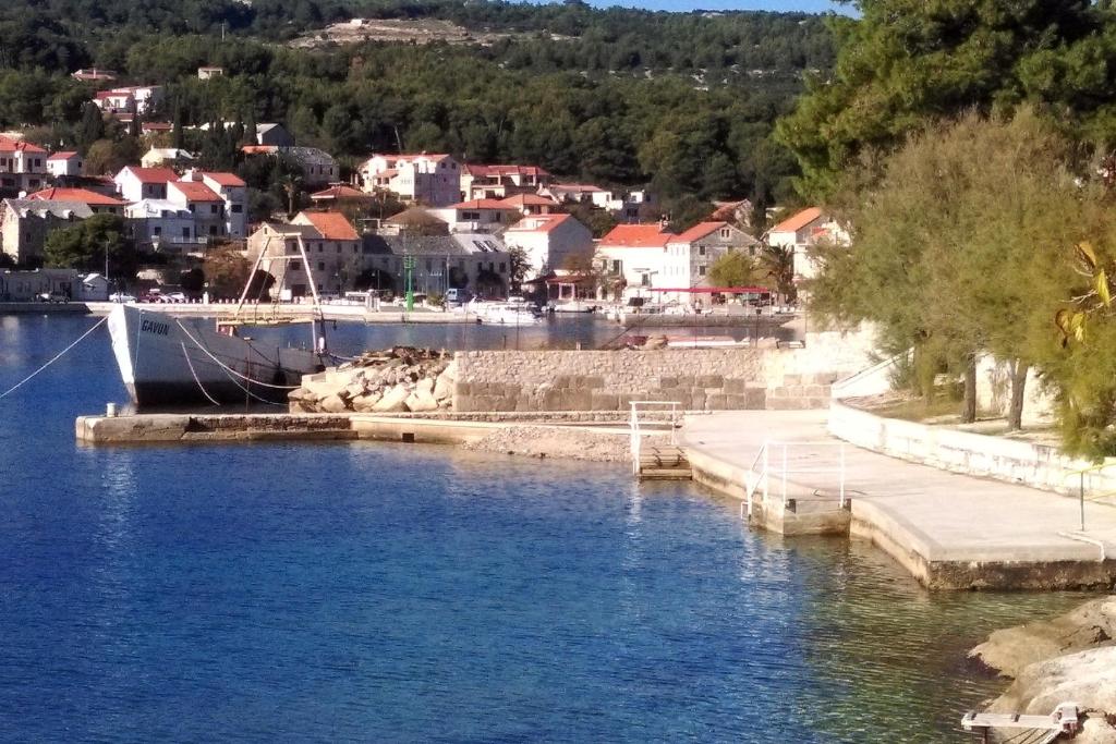 Family friendly seaside apartments Sumartin, Brac - 5771 photo 3