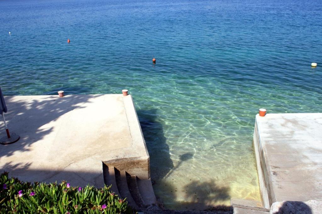 Apartments by the sea Stara Novalja, Pag - 6301 photo 3
