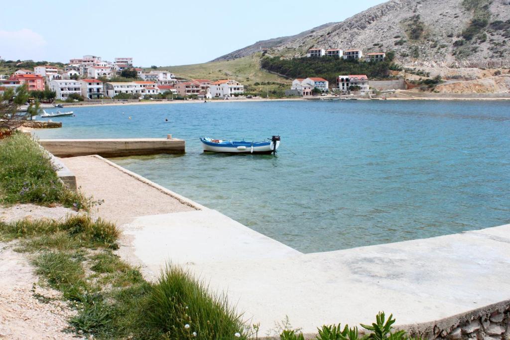 Apartments by the sea Metajna, Pag - 6395 photo 4