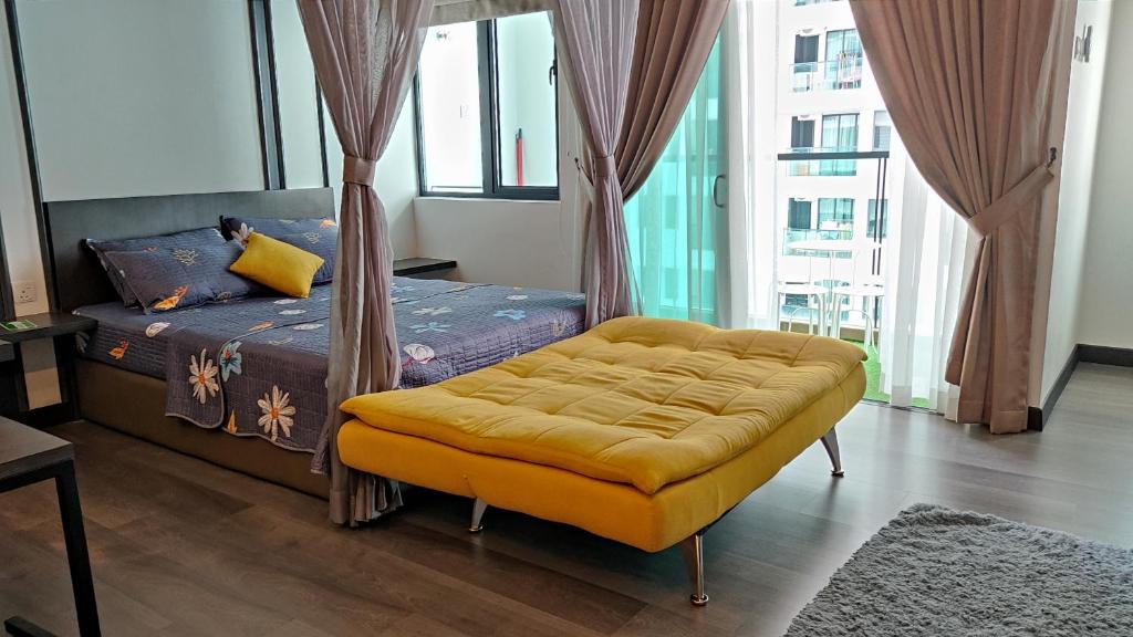 Hidayah Homestay near UKM and KTM station with high speed wifi - pool & river view photo 2