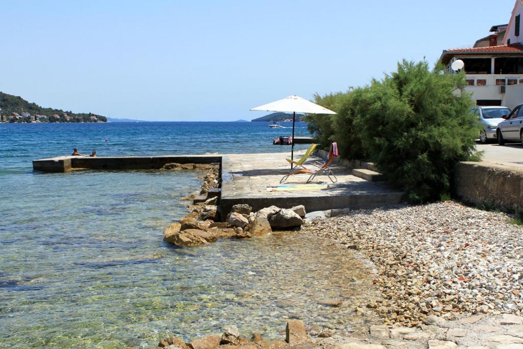 Apartments by the sea Preko, Ugljan - 14917 photo 4