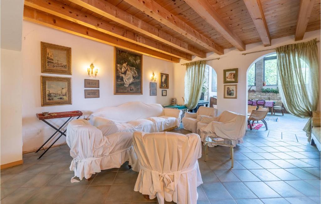 Nice Home In San Pietro In Cariano With Wifi And 3 Bedrooms photo 3
