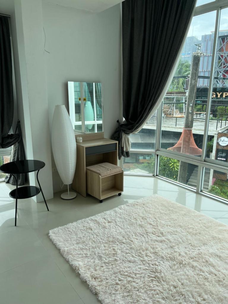 The CHU cafe / guesthouse photo 4