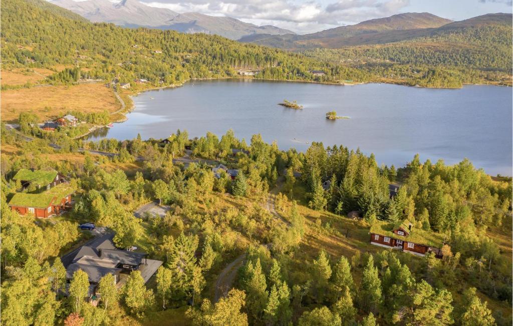 Stunning Home In Sykkylven With 4 Bedrooms photo 4