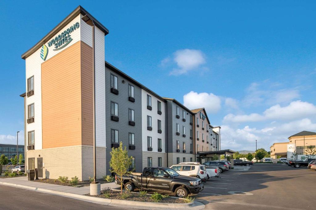WoodSpring Suites Meridian image