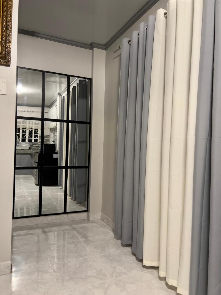 NEW Modern Vacation Home Apartelle photo 3