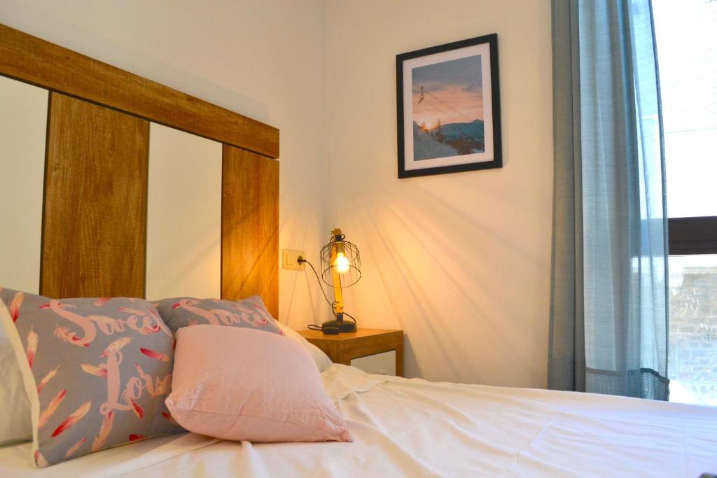 Modern apartament de muntanya amb llar de foc by RURAL D'ÀNEU photo 4