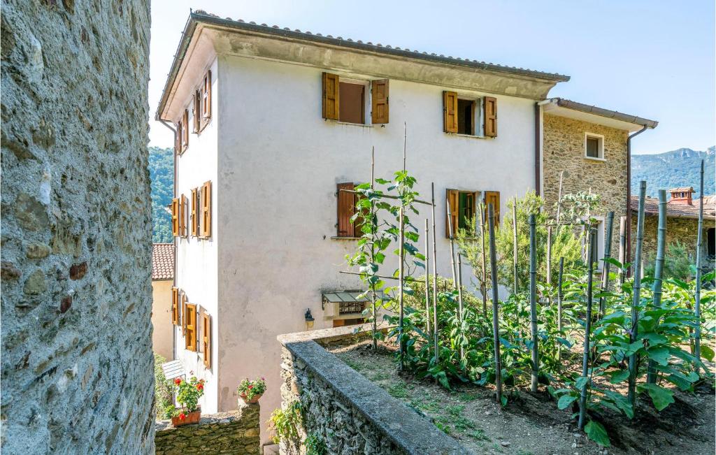 Beautiful Home In Stazzema With Wifi And 3 Bedrooms photo 4