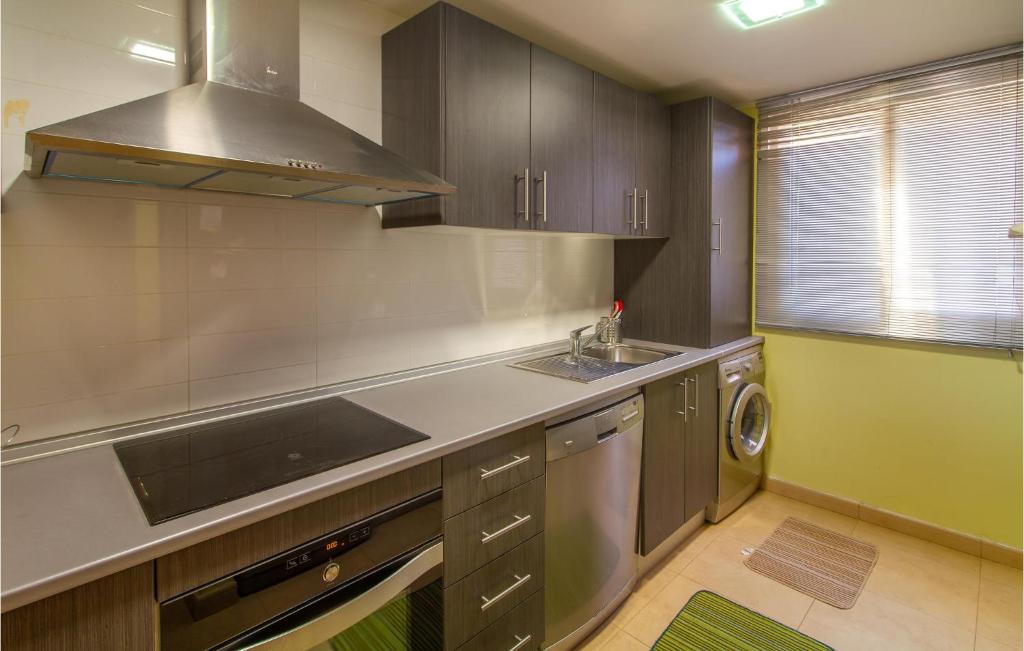 Beautiful Apartment In Torre Pacheco With Outdoor Swimming Pool, Swimming Pool And 3 Bedrooms photo 1