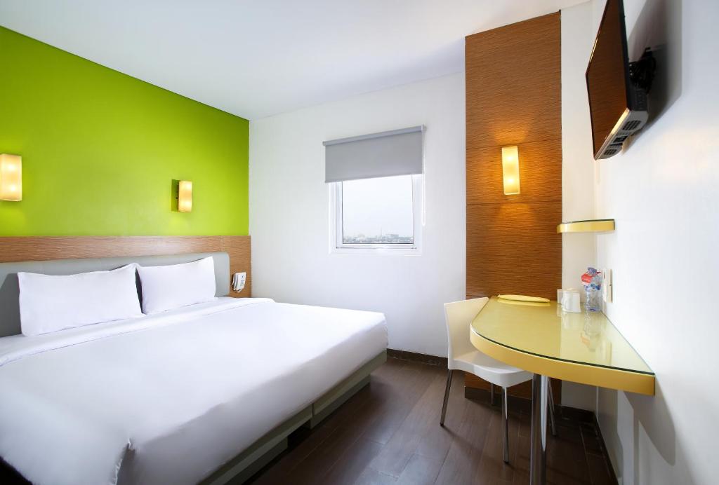 Двухместный (Элегантный номер с кроватью размера «queen-size»), Amaris Hotel La Codefin Kemang