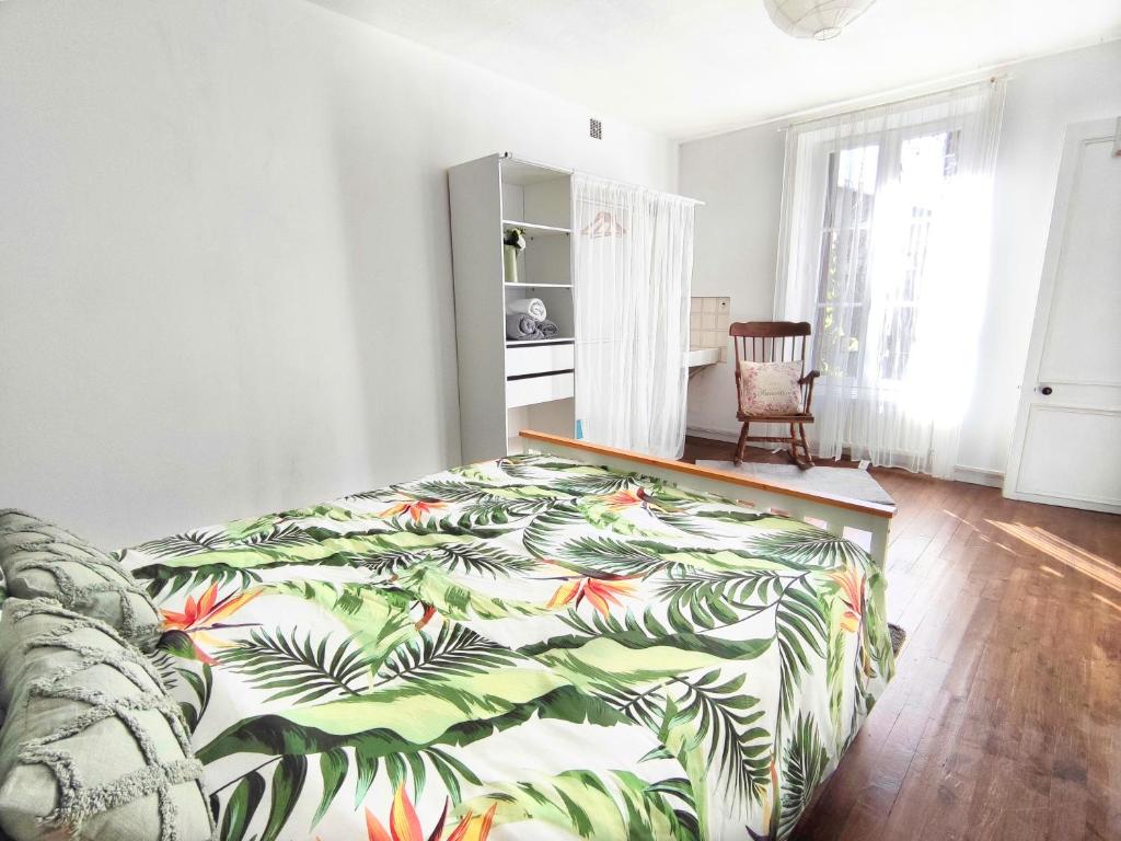Number 22 - Le Dorat - Apartment One photo 1