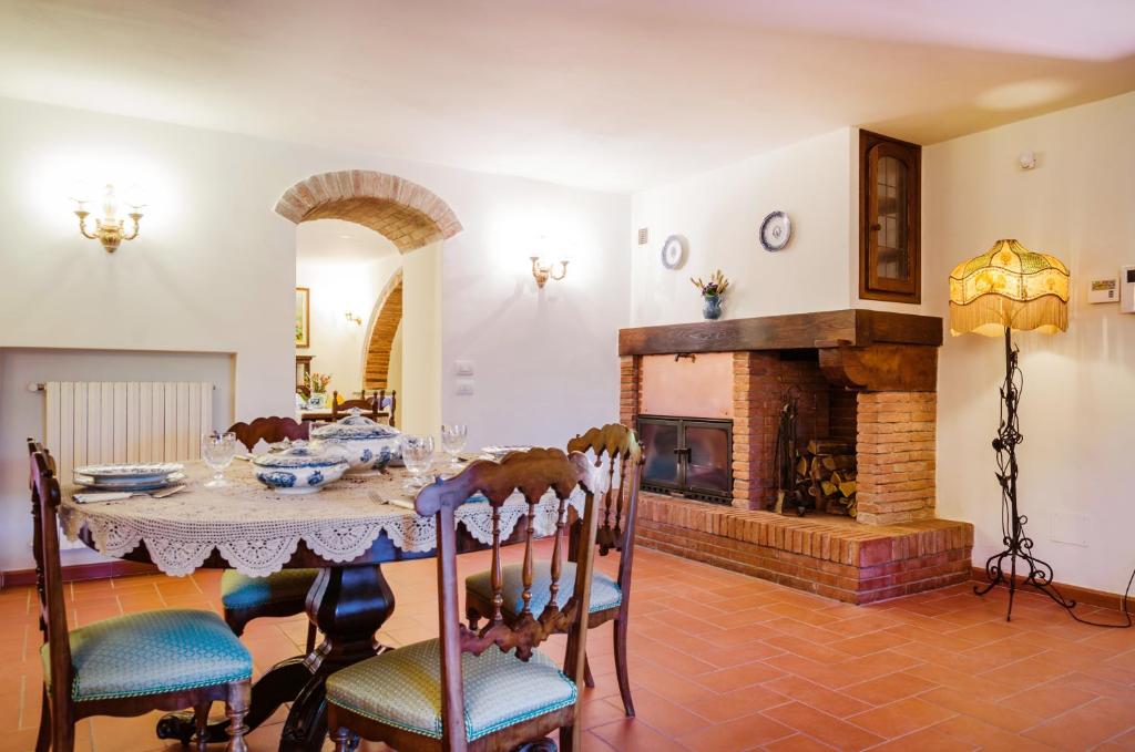 Podere San Piero detto "Villa di Grace" photo 1