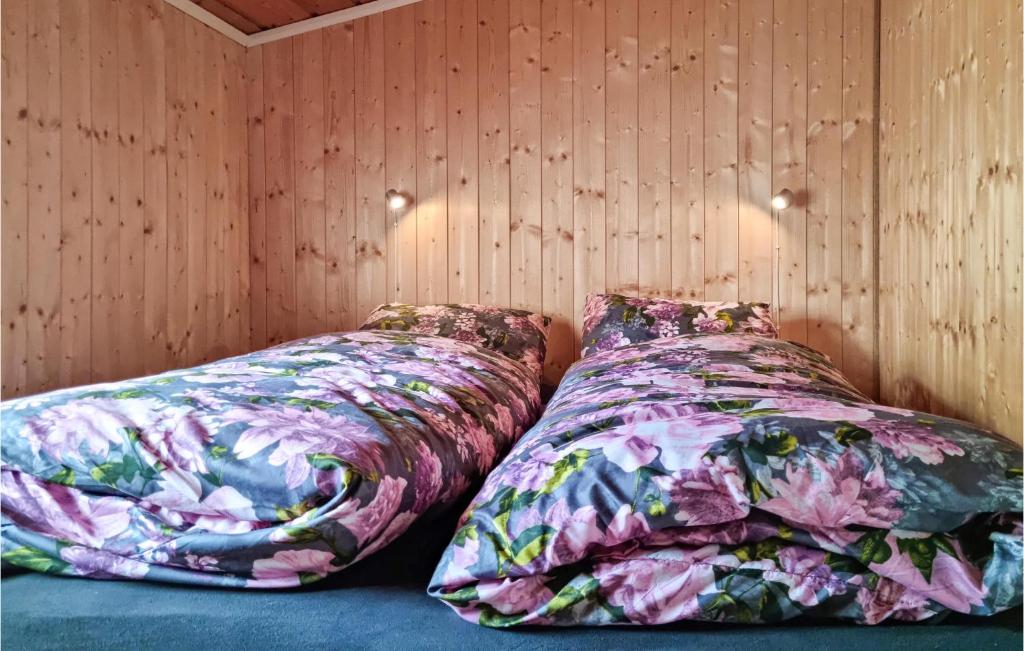 Amazing Home In Lyngdal With 1 Bedrooms photo 3