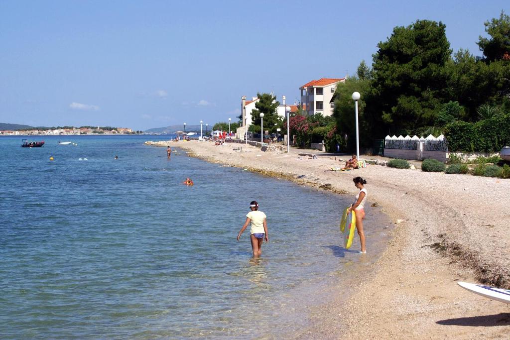 Apartments by the sea Zaboric, Sibenik - 6097 photo 3