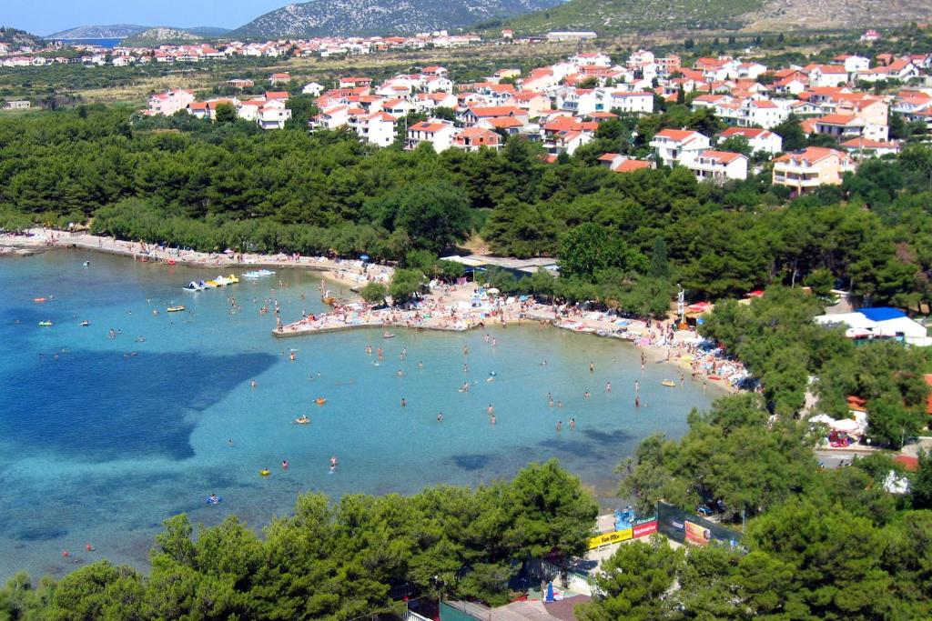 Family friendly house with a swimming pool Vodice - 15243 photo 2