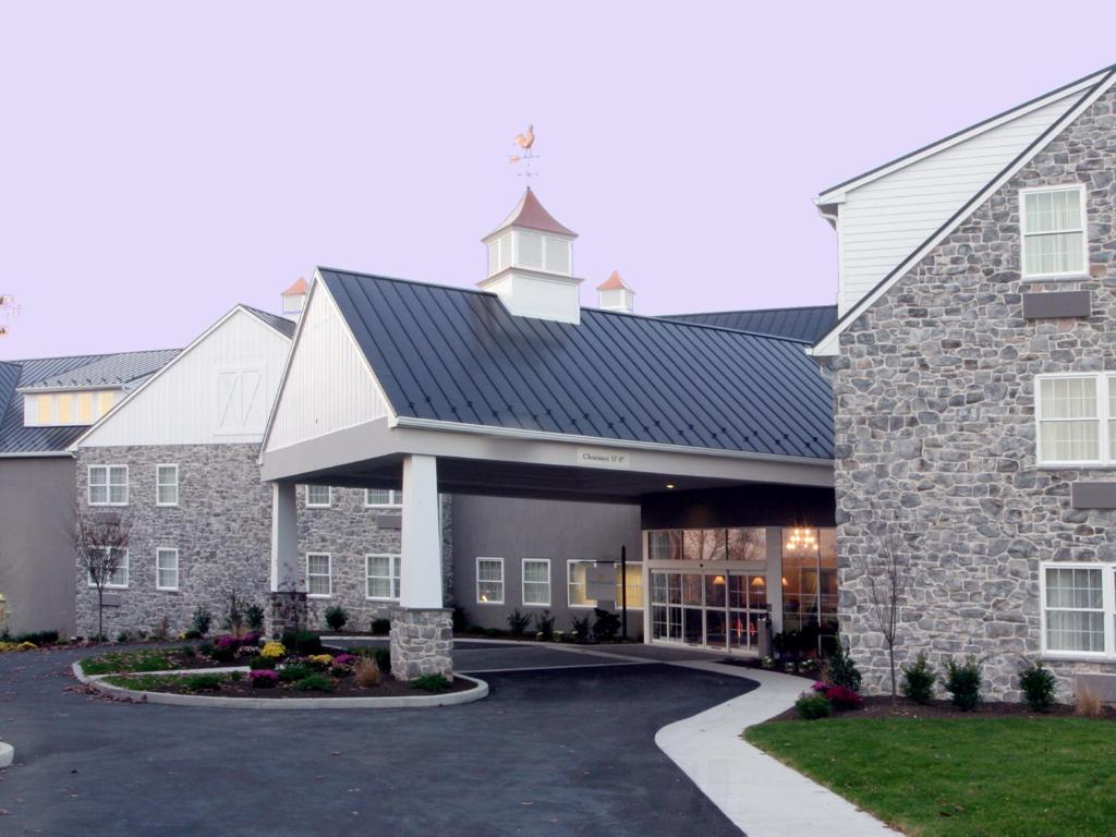 AmishView Inn and Suites image