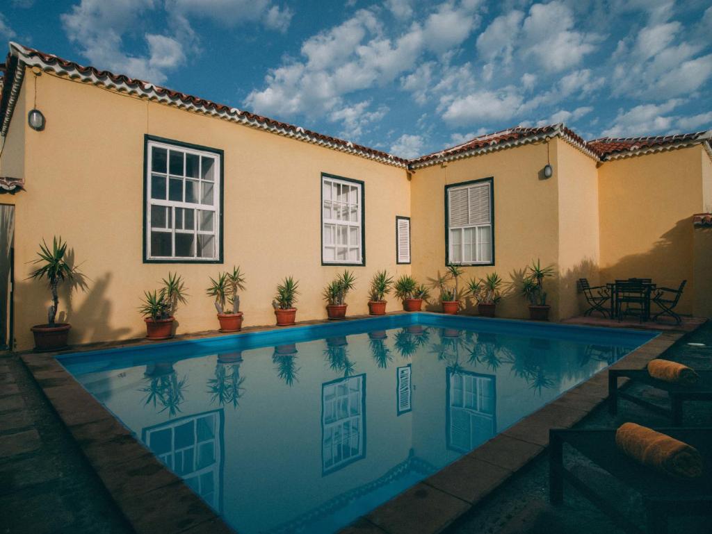 Hotel Rural La Casa Amarilla photo 1
