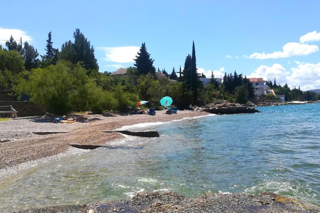 Apartments by the sea Starigrad, Paklenica - 14113 photo 4