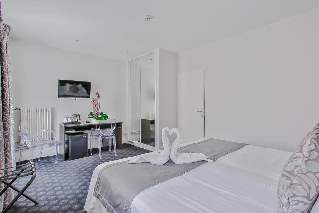 Logis Le Midland photo 1