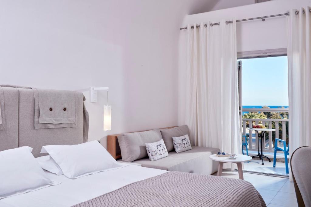 Santo Miramare Beach Resort photo 4