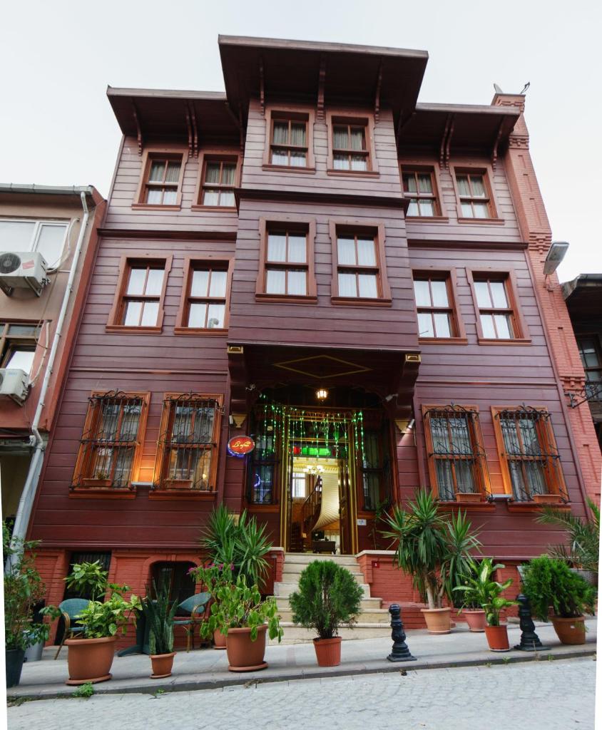 Le Safran Suite Hotel