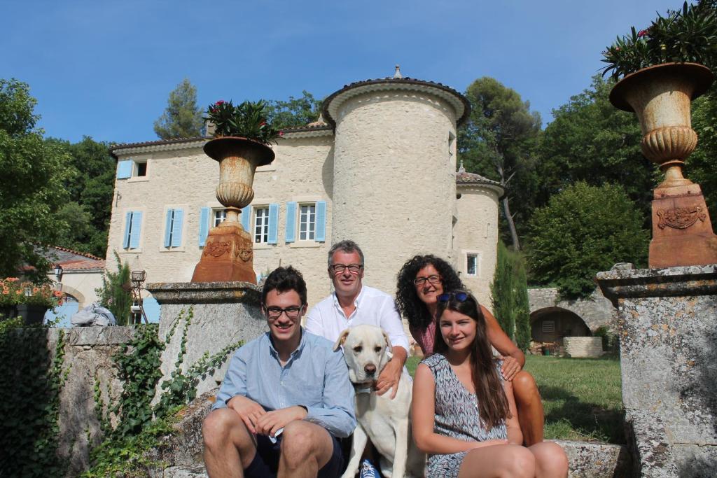 Château de Peyrolles photo 1