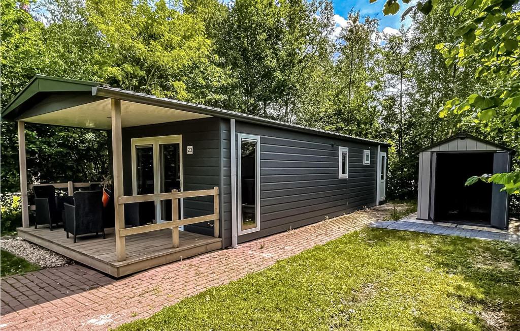 Awesome Home In Oosterwolde With Wifi And 2 Bedrooms