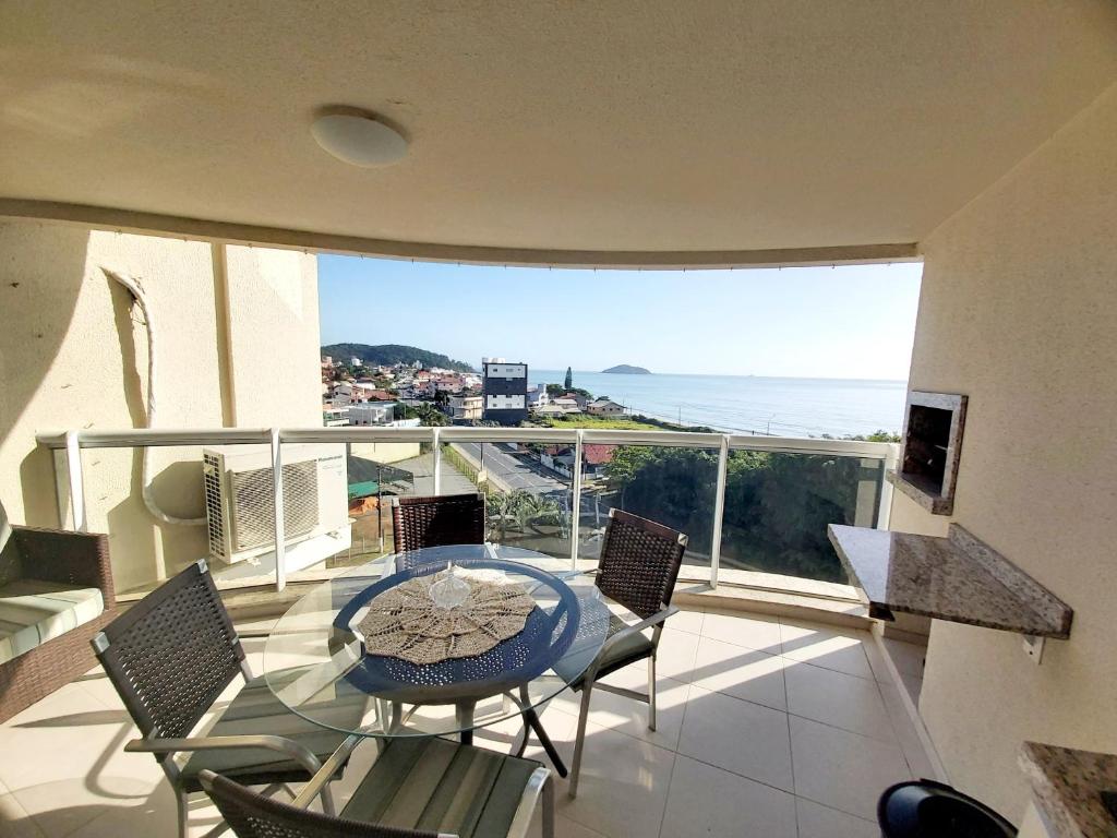 Apartamento 3 Quartos Vista do Mar Nautilus Home Clube