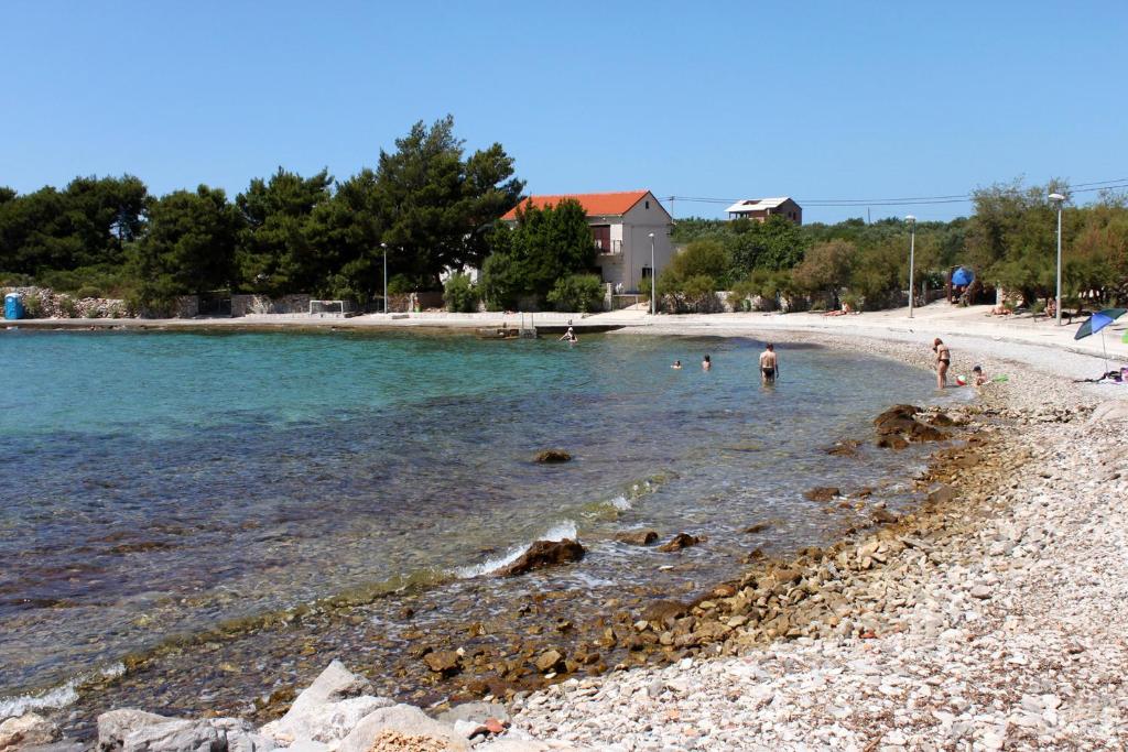Apartments by the sea Sucuraj, Hvar - 5680 photo 3