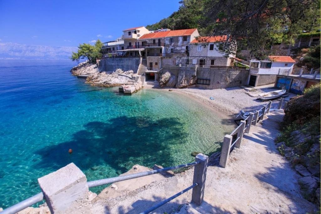 Seaside secluded apartments Cove Pobij, Hvar - 8702 photo 4