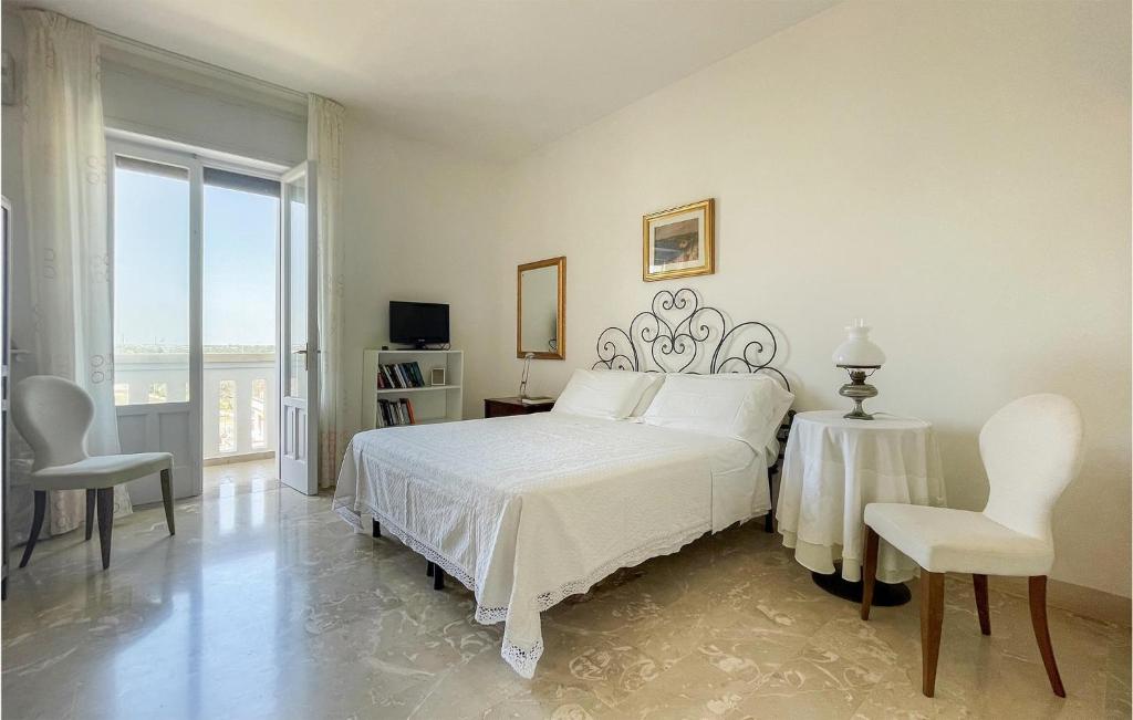 Awesome Apartment In Castro With Wifi And 1 Bedrooms photo 2