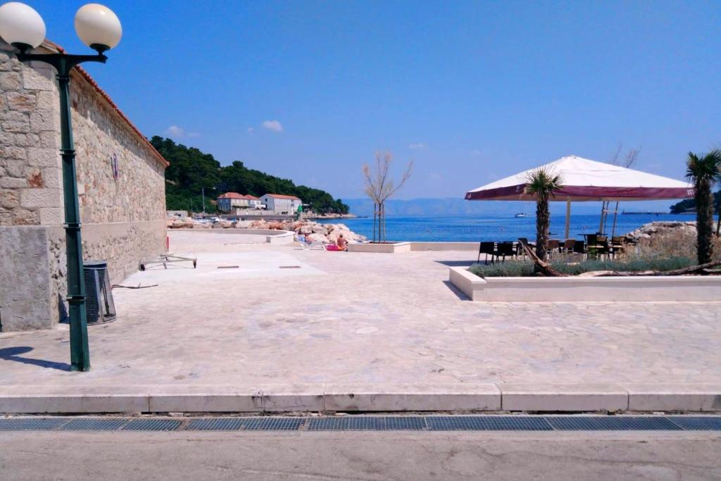 Rooms by the sea Jelsa, Hvar - 127 photo 4