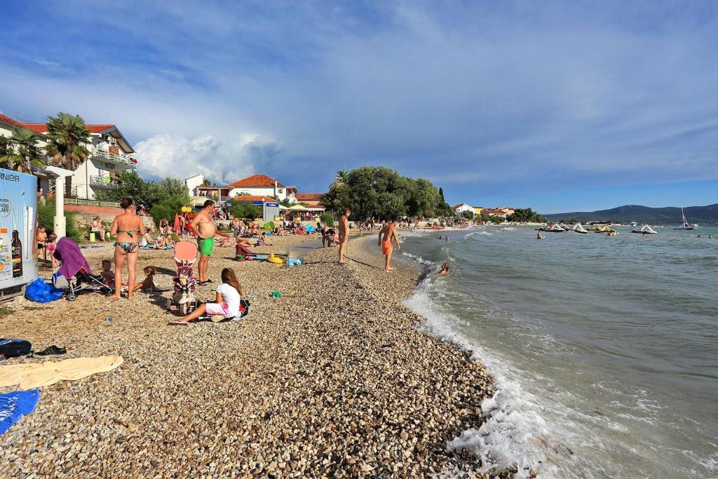 Apartments by the sea Sukosan, Zadar - 13825 photo 2