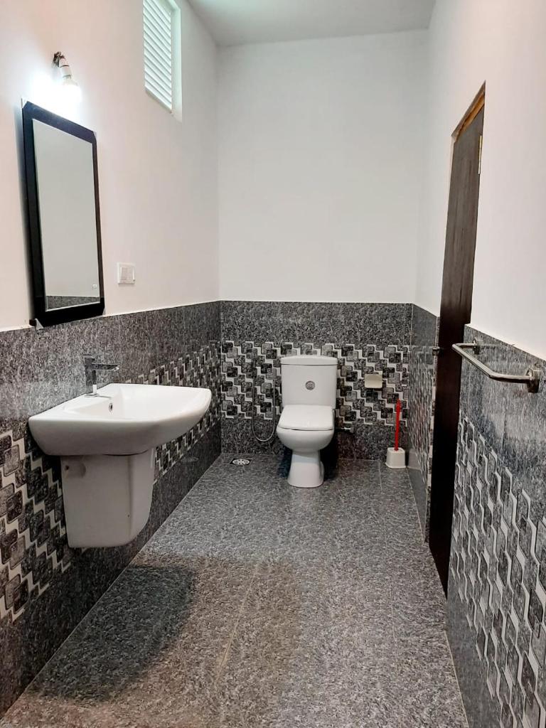 Hotel krish photo 4