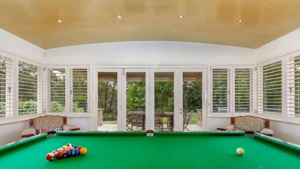 Ellengowan In Leura on 2 acres photo 4
