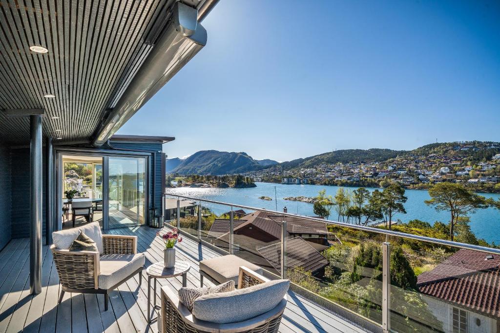 "Villa Bergen" 2min from beach & 10min from city centre photo 3