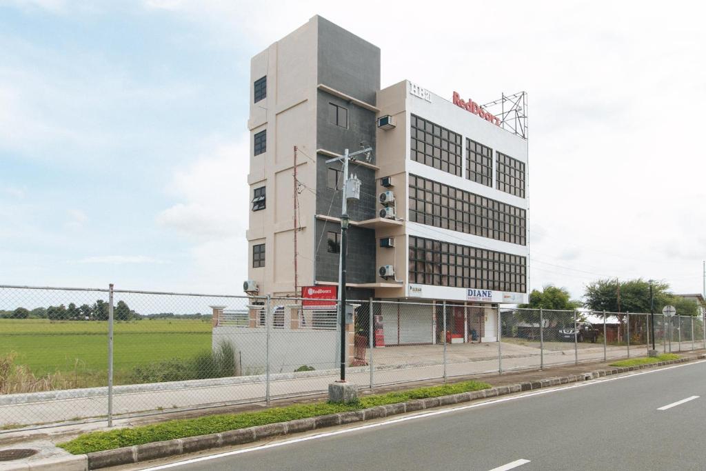 RedDoorz Near Iloilo International Airport photo 2